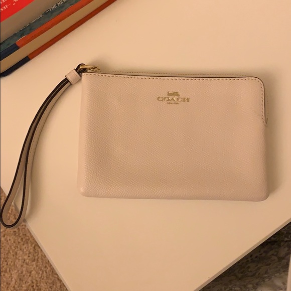 Coach wristlet - Picture 1 of 5